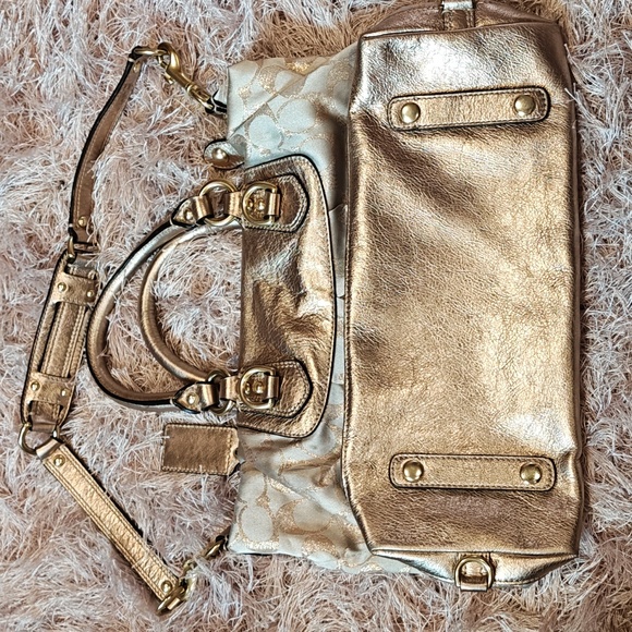 Gold Coach Bag - Picture 2 of 8